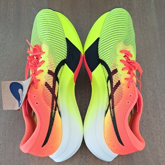 ASICS Metaspeed Edge Paris - Color: Safety Yellow/Black - Size: 10 - Picture 6 of 9